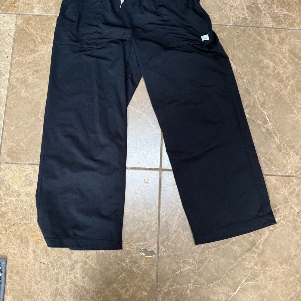 Vuori Classic Black Wide Leg Pants